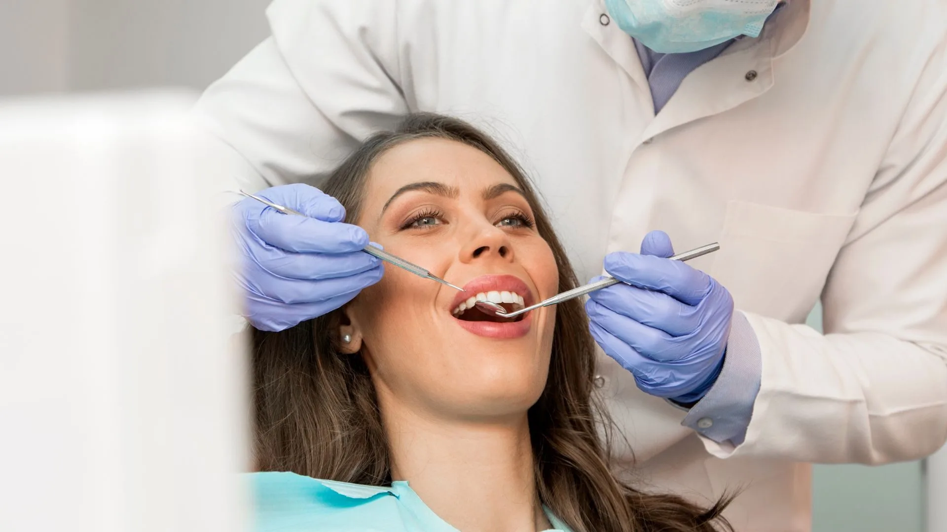 Crowns and dental bridge in Smeaton Grange in SmileSavers